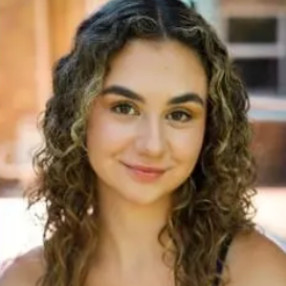 Izabella Day