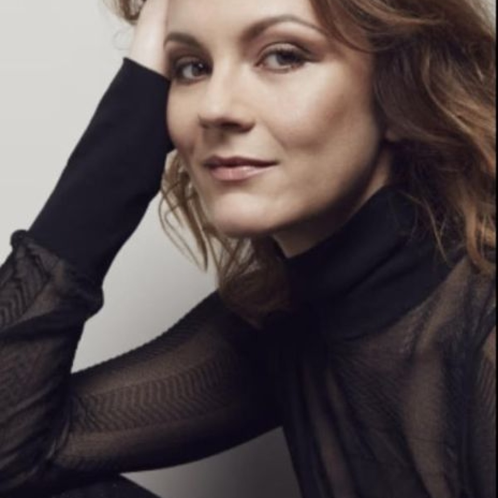 Rachael Stirling