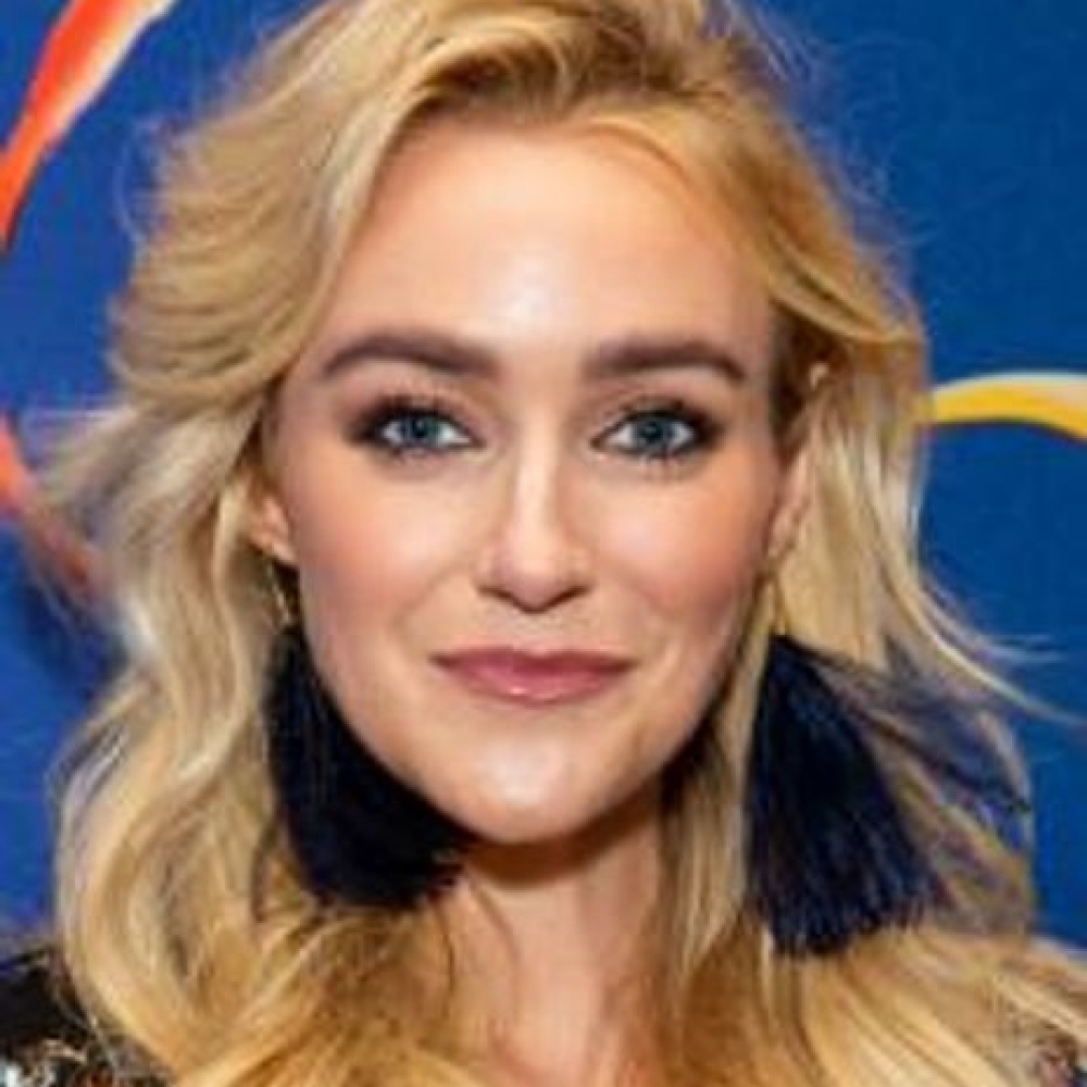 Betsy Wolfe