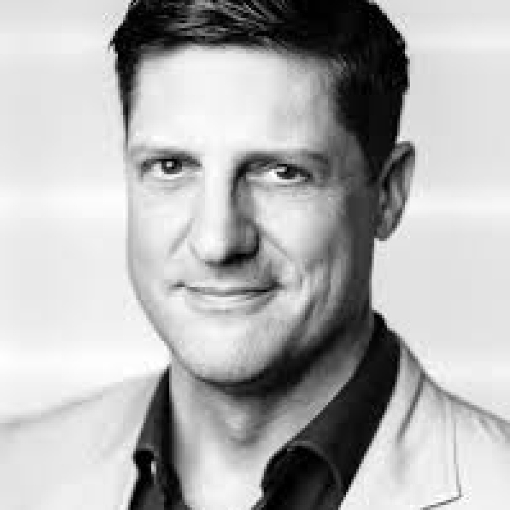 Christopher Sieber