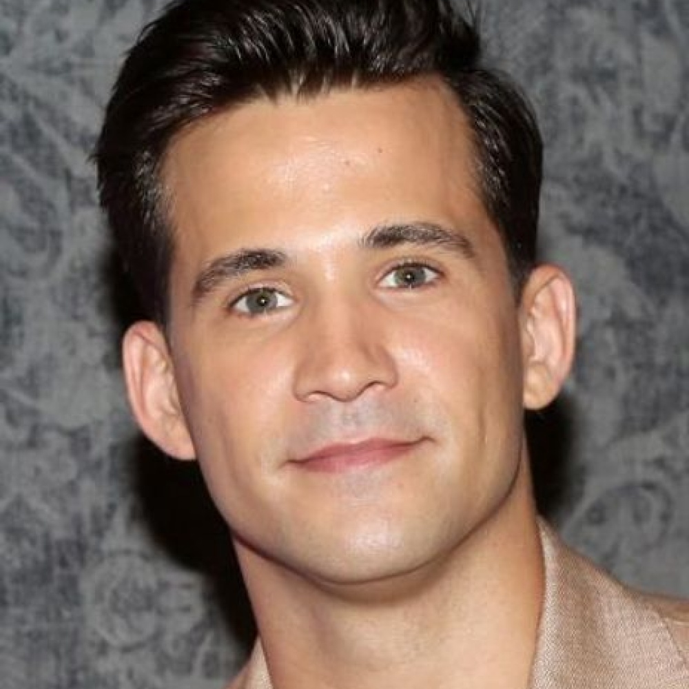 Dez Duron