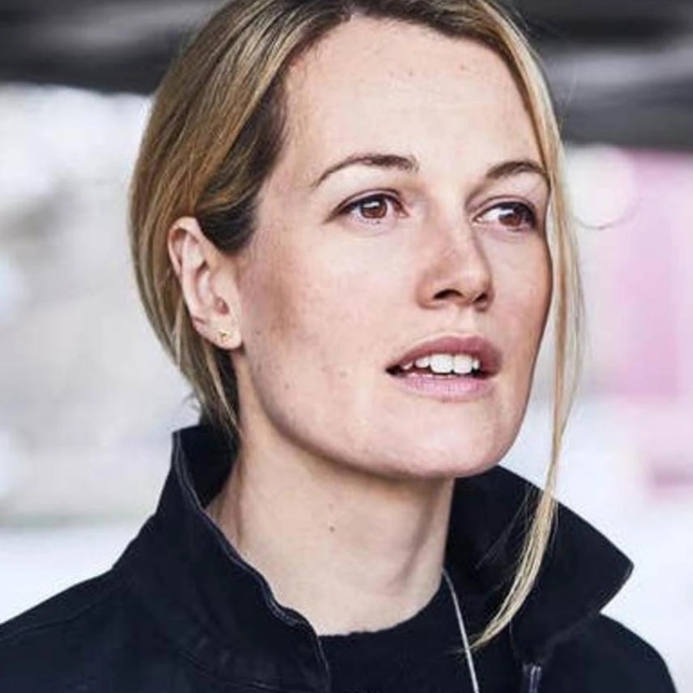 Carrie Cracknell