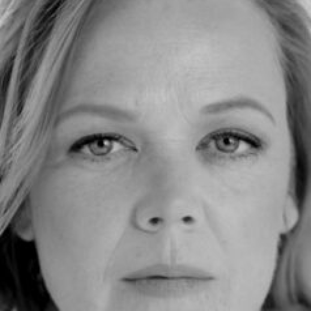 Emily Bergl