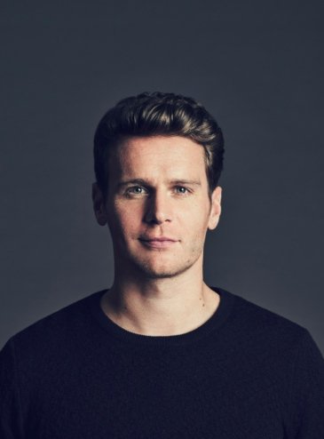 Jonathan Groff