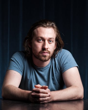 Simon Stone