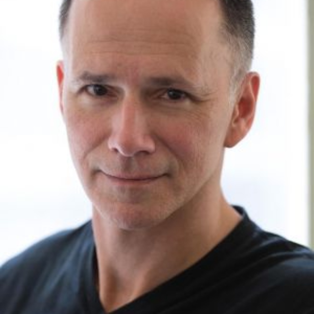 Robert Perdziola