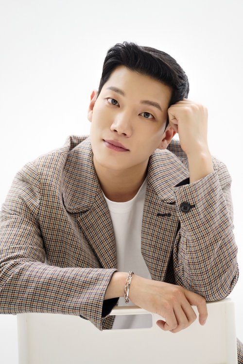 Kyungnam Kim