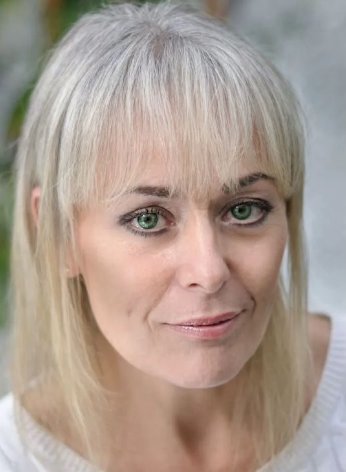 Tracie Bennett