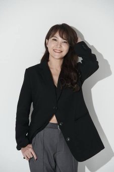 Hyunjeong Lee